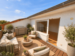 Maisonette mit großer Südterrasse – 3 Zimmer & Stellplatz